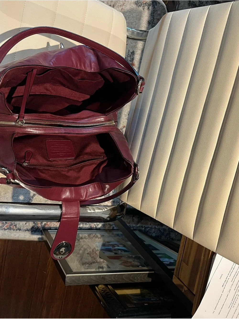 Coach Burgundy Leather Shoulder Bag with Silver Turn-Lock - Picture 4 of 10